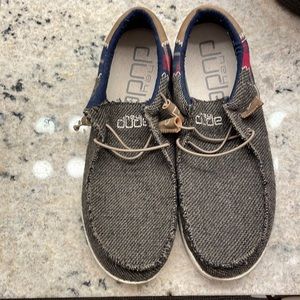 Mens size 12 hey dudes
